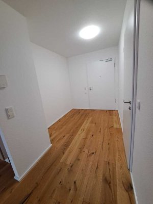 Neuwertige 2-Zimmer Wohnung im 1. OG mit Balkon in Kaiserslautern Innenstadt