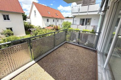 Modern & gut geschnitten: 2-Zi.-Wohnung mit Balkon, Einbauküche & Carport in Dachau