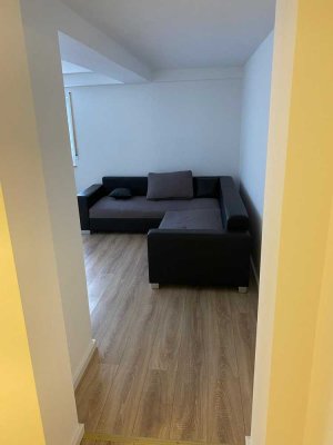 660 € - 66 m² - 2.0 Zi.