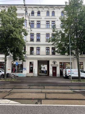 Charmante 2-Zimmer Wohnung mit Entwicklungspotenzial