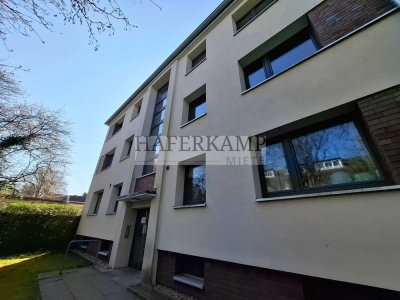 Charmante und frisch sanierte Erdgeschosswohnung in Halstenbek!