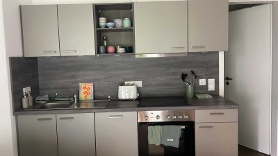 Moderne 1,5 Zimmer- Wohnung Haidenhof Süd
