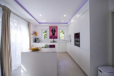 Sofort einziehen: Modernes Einfamilienhaus in ruhiger Ortsrandlage mit hohem Wohnkomfort