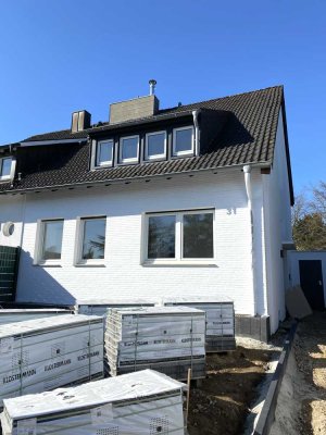 Liebevoll modernisiertes, helles 5-Zimmer-Haus mit EBK in Nähe Bunter Garten