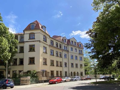Gemütliche 2 Zimmer-Dachgeschoss-Wohnung in Dresden-Cotta