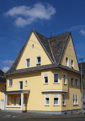 Charmante helle Altbauwohnung am Rande von Bonn