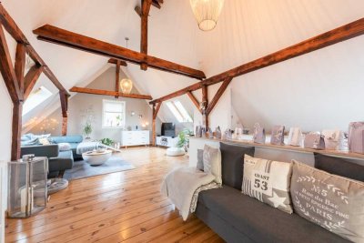 Über den Dächern von Essen - großzügige Maisonette-Wohnung mit Dachterrasse!