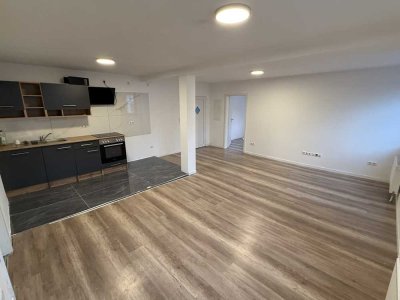 Stilvolle, vollständig renovierte 2-Zimmer-Wohnung mit EBK in Berghaupten