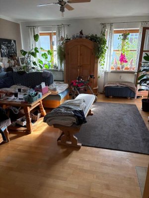 Helle 3-Zimmer Wohnung mit Balkon in Frasdorf