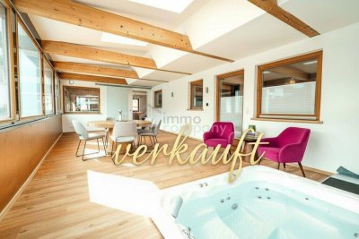 WOHNEN AM SEE - Absolute Rarität in unmittelbarer Seenähe mit Bergblick - 5 Zimmer Erdgeschoßwohnung mit großzügigen Räumlichkeiten