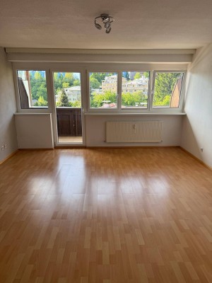 Schöne und helle Wohnung mit herrlichem Ausblick