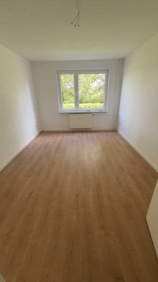 � Frühlingsaktion: 300 € Umzugsbonus! Finden Sie jetzt Ihr perfektes Zuhause.