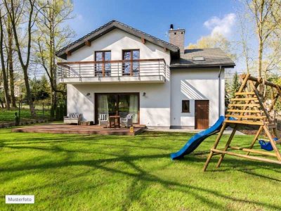 Provi frei Doppelhaushälfte mit Terrasse und Garage -