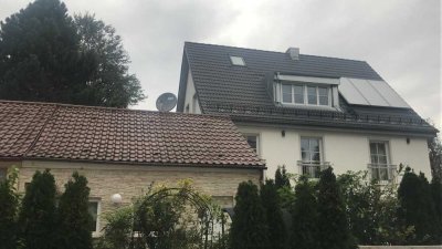 Kernsaniertes 3-Parteien-Mehrfamilienhaus mit Gewerbeeinheit in München