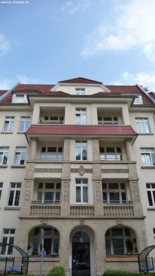3-Raum-Wohnung im sanierten Gründerzeithaus unweit des Erfurter Stadtzentrums