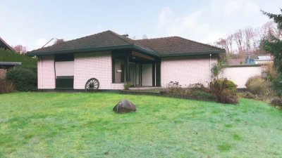 PROVISIONSFREI für den Käufer!! Bungalow mit Doppelgarage in der Aue
