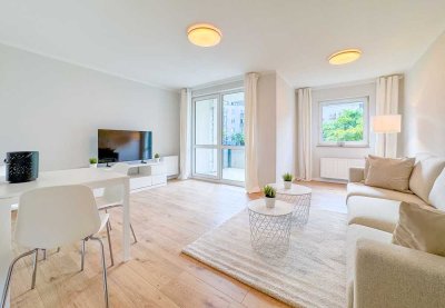 Sehr attraktive & neu sanierte 2-RW * neue & moderne Möblierung * neue EBK * Balkon * zentral * TOP