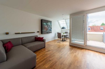 Geschmackvolle, sanierte 3-Raum-DG-Wohnung mit Balkon und Einbauküche in Heilbronn