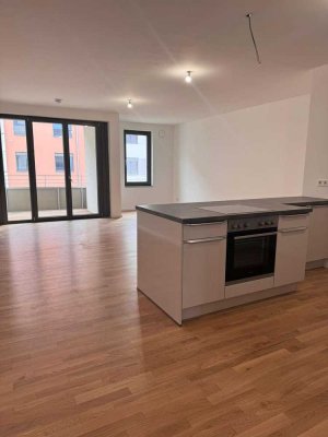 NEUBAU! Schöne 4-Zimmer-Wohnung mit 2 Loggien und Einbauküche