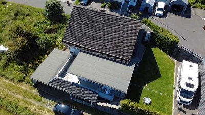 Großes EFH in Lützeln, 9 Zimmer, Garten, Carport - provisionsfrei