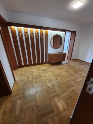 Freundliche 3-Zimmer-Wohnung mit Balkon in Teisnach