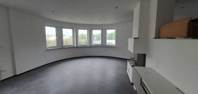 Stadtnahe, exklusive, helle Wohnung mit Blick ins Grüne