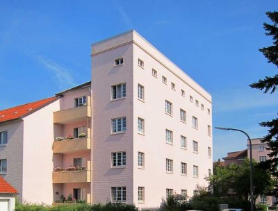 Siegfriedstr. 15, 2 R - Schöne 2-Zimmer Wohnung mit Balkon! Küchenübernahme ist möglich