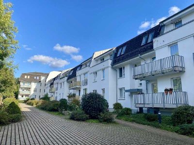 gemütliche Dachgeschosswohnung mit Balkon + EBK in Schloßchemnitz