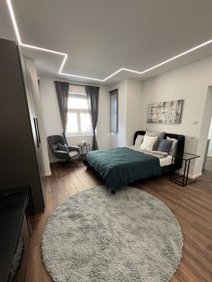 Moderne, vollmöblierte 1-Zimmer Wohnung mit Tageslichtbad im Zentrum von Dachau