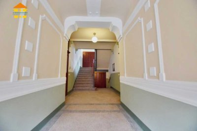 Gemütlich wohnen mit halboffener Wohnküche, EBK und Balkon
