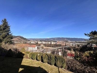 Einfamilienhaus in ruhiger Lage mit Garten und Garage