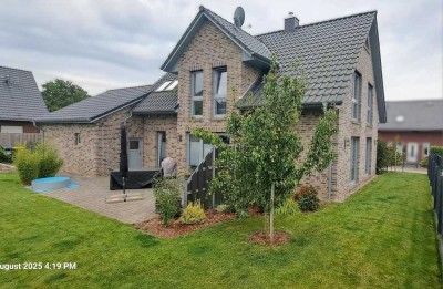 Gestatten: "Ihr neues Zuhause . . .“