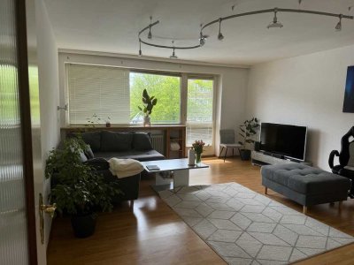 Attraktive 2-Zimmer-Wohnung mit Balkon und Einbauküche in Hamburg Fuhlsbüttel