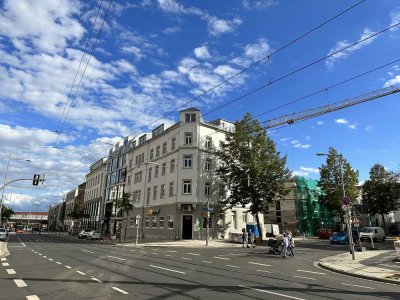 Wohnen in schöner 4-Zimmer-Wohnung mit Balkon - saniertes Gründerzeithaus