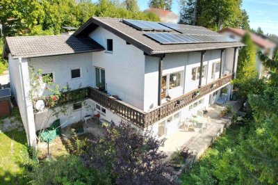 Familientraum mit Alpenblick: Schönes MFH mit großem Garten und viel Potential in Murnau-Westried