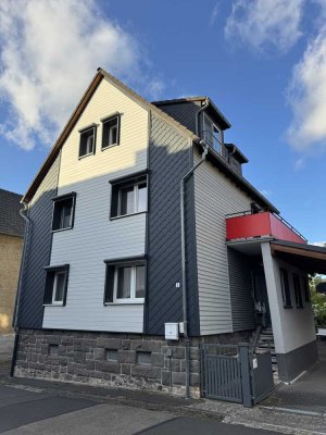 Energetisch renoviertes Einfamilienhaus mit Einliegerwohnung
