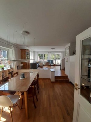 Wunderschöne, ruhige 4,5-Zimmer-Wohnung mit Balkon für 2 Jahre