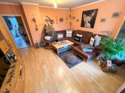 Etagenwohnung Eckernfeld - 4 Zimmer / Balkon / 2OG / Bad mit Wanne Dusche und Fenster / Dämmung