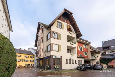 Mitten im Zentrum von Bad Säckingen | 4-Zi.-Wohnung mit zwei Balkonen und Tiefgaragenplatz