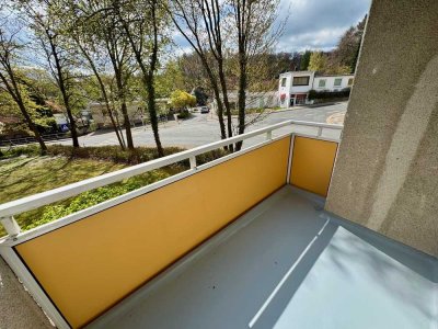 Frisch renovierte 4-Zimmer-Wohnung mit Balkon in zentraler Lage von SZ-Gebhardshagen