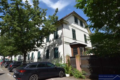 Alle Optionen! MFH, Herrenhaus, EFH und pot. Bauplatz im historischen Ensemble