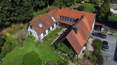 Einmalige Atriumvilla mit 1.324 m² Grund & parkähnlichem Garten in Bestlage in Bayreuth/Meyernberg!