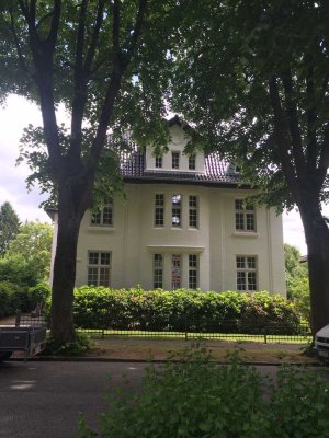 Luxuriöses 3-Zi.-Penthouse (126m²) in Itzehoe, frisch saniert