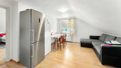 Gut vermietete 2-Zimmer-Dachgeschosswohnung in guter Lage von Königsbrunn