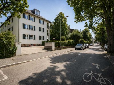 NEU *Paul & Partner* STILVOLLE EIGENTUMSWOHNUNG MIT TERRASSE UND GARTEN, IDEAL GELEGEN !