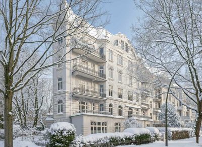 Möblierte Altbauwohnung mit eigenem Südgarten!