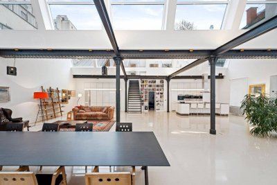 Urban Living Deluxe - 5-Zimmer Atelierwohnung im New York Loft-Stil mit Weinkeller, Terrasse &amp; Garage