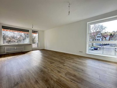 Großzügige, frische Wohnqualität mit Balkon, Blick ins Grüne und eigener Garage