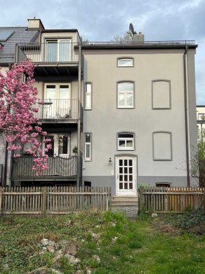 Wunderschöne 3,5 Zimmer Wohnung mit großem Balkon in bester Innenstadtlage nähe Kahnfahrt