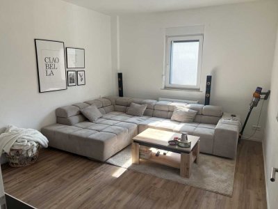 Vollständig renovierte 3,5-Zimmer-Wohnung mit Balkon und EBK in Heilbronn